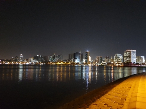 Bahia Luanda noite